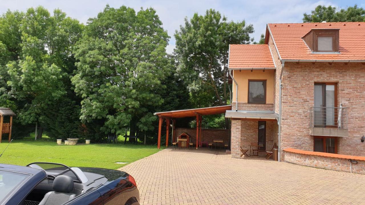 Gyulai-fürdő-apartman II. Dış mekan fotoğraf